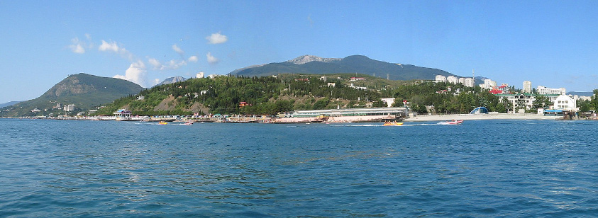 Отдых на берегу моря в Алуште